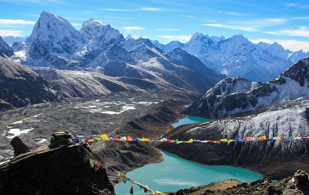 Best Season For Gokyo Lakes Trek: Weather & Trekking Guide