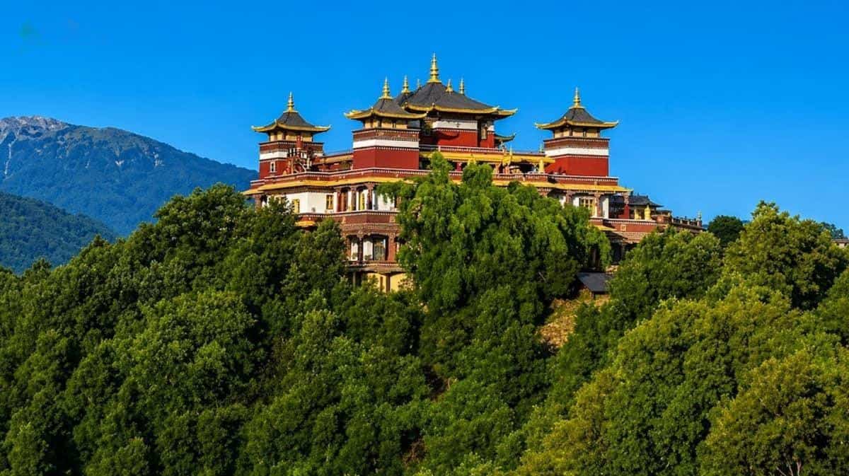 Kopan Monastery Kathmandu: Complete Visitor Guide (history, Meditation & Tips)