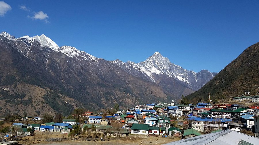 Lukla, Nepal: Gateway To Everest & Complete Travel Guide