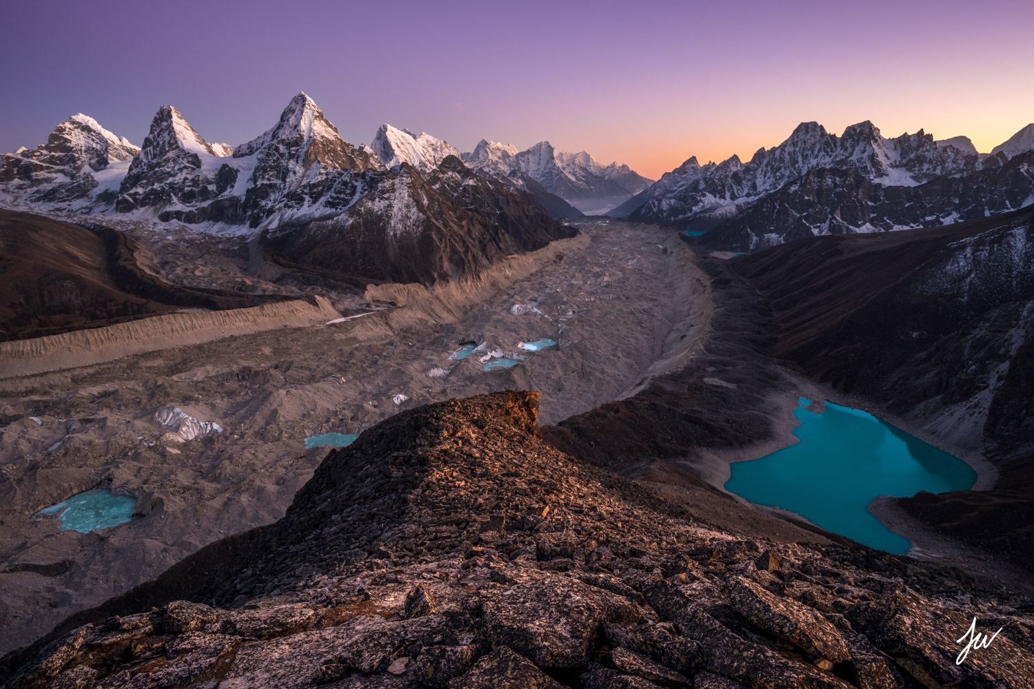 Ngozumpa Glacier, Nepal: Complete Travel & Trekking Guide