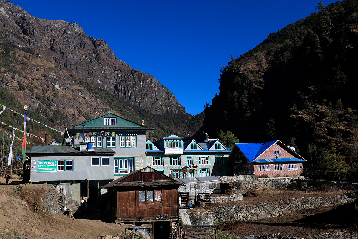 Phakding, Nepal: Complete Travel & Trekking Guide