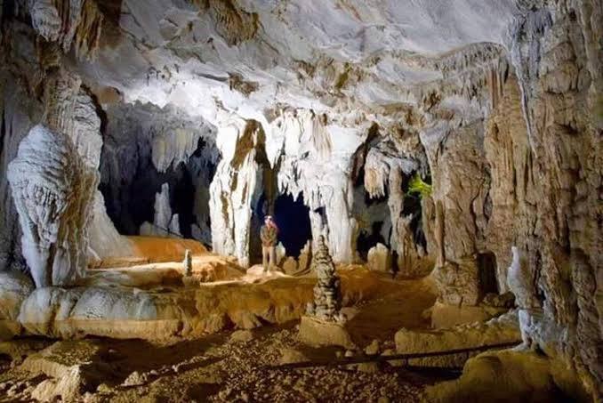Piren Phu (milarepa's Cave): A Trekker's Guide To Tsum Valley's Sacred Pigeon Cave